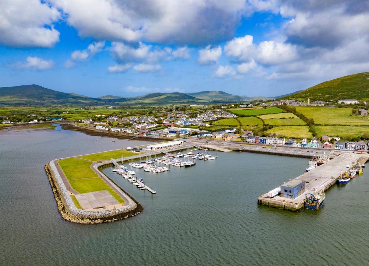Dingle Courtyard Holiday Homes 3 Bed By Trident Holiday Homes 외부 사진