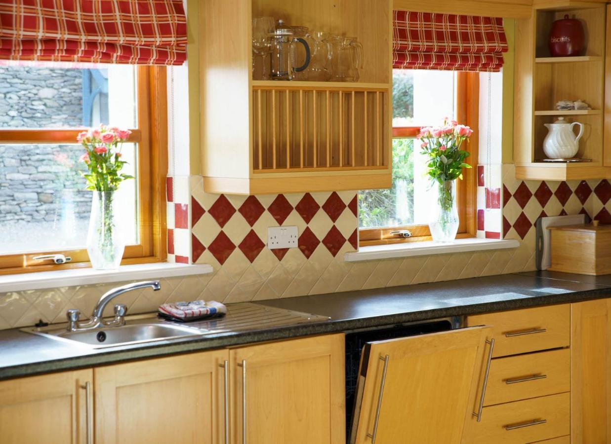 Dingle Courtyard Holiday Homes 3 Bed By Trident Holiday Homes 외부 사진