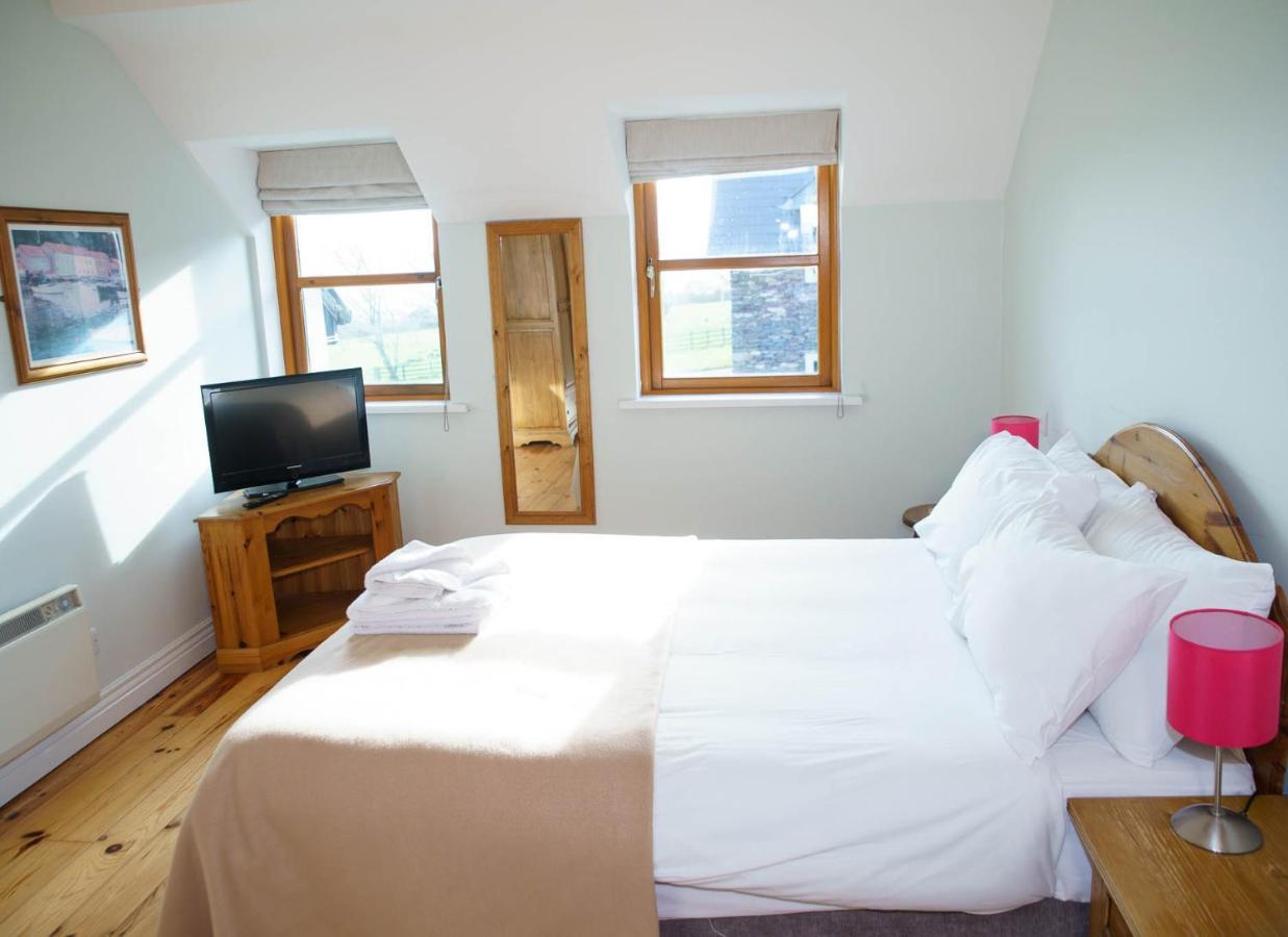Dingle Courtyard Holiday Homes 3 Bed By Trident Holiday Homes 외부 사진